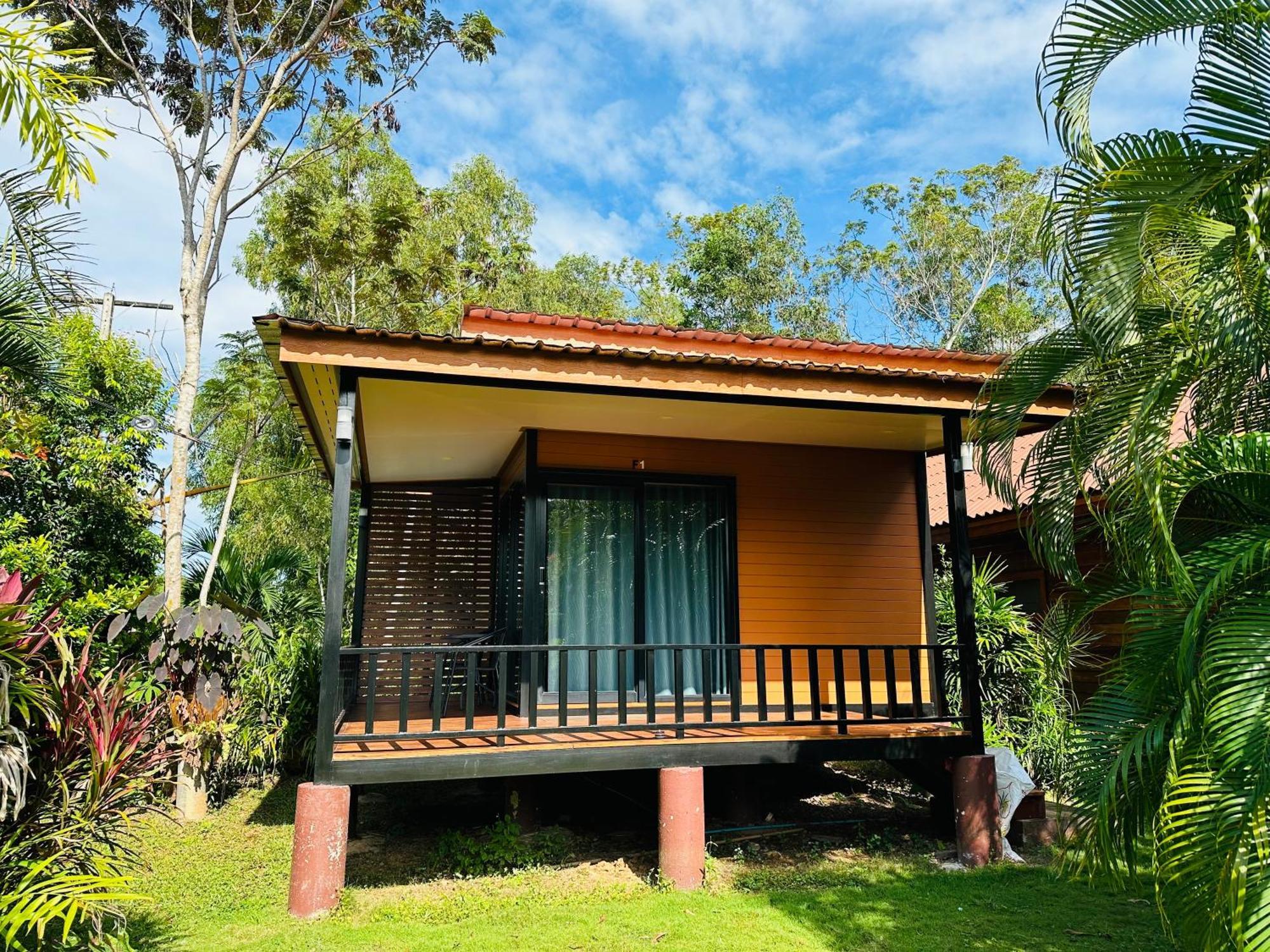 Koh Jum Bungalow & Hostel Exteriér fotografie