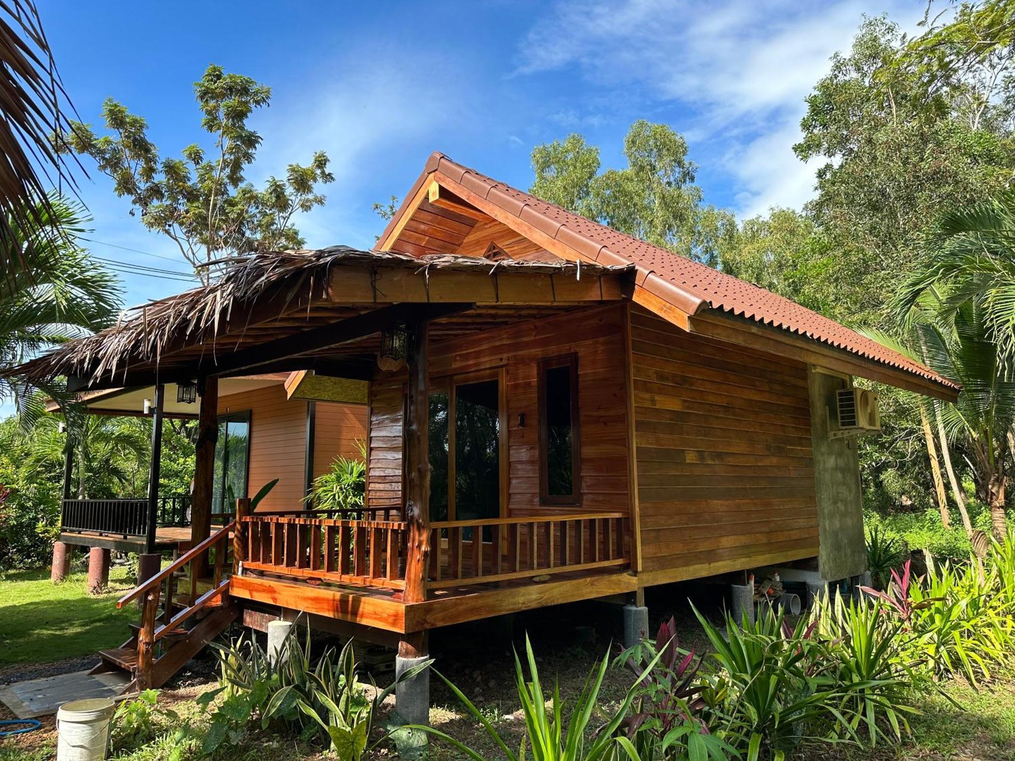 Koh Jum Bungalow & Hostel Exteriér fotografie
