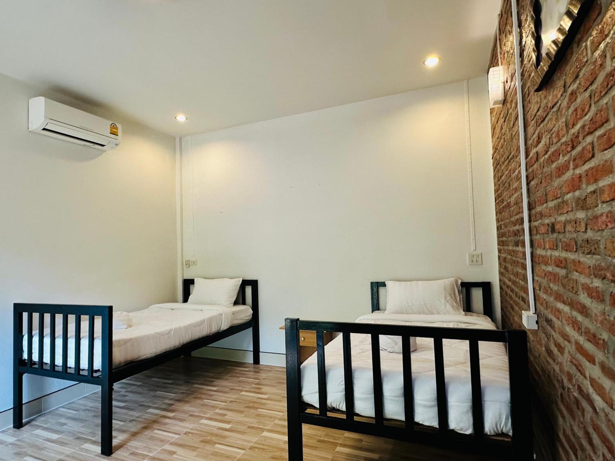 Koh Jum Bungalow & Hostel Exteriér fotografie